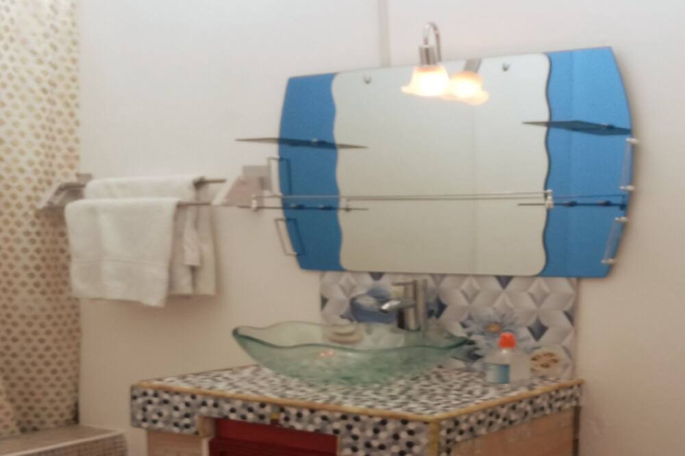 Photo of Bathroom in Boscobel