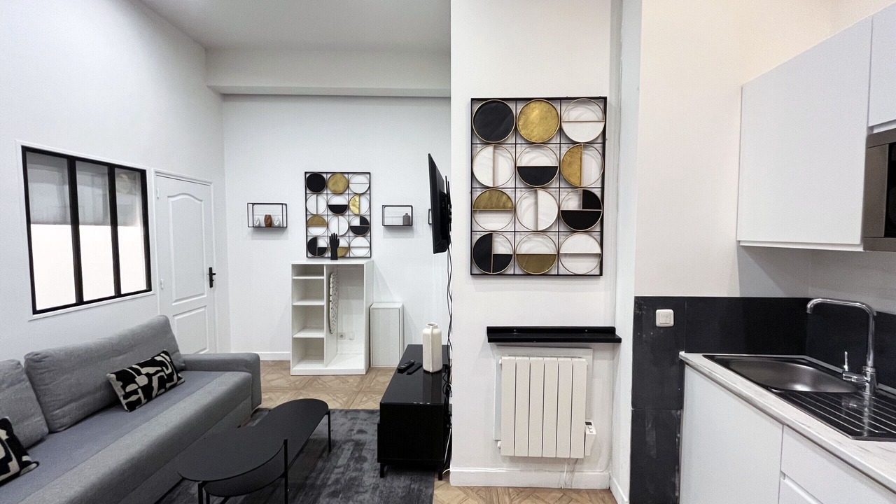 Photo of Livingroom in 10th Arrondissement