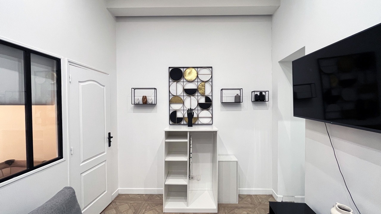 Photo of Livingroom in 10th Arrondissement