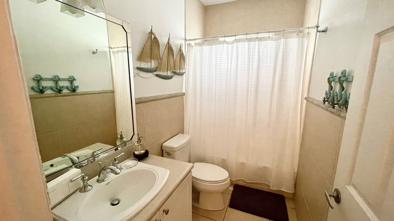 Photo of Bathroom in Alice Town