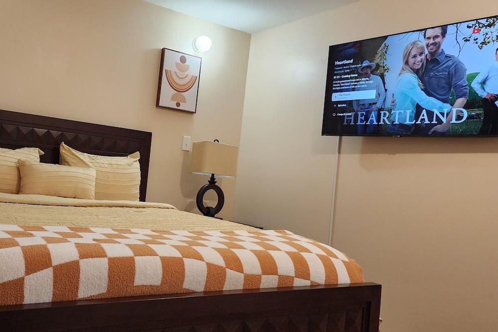 Photo of Bedroom in Port Richmond