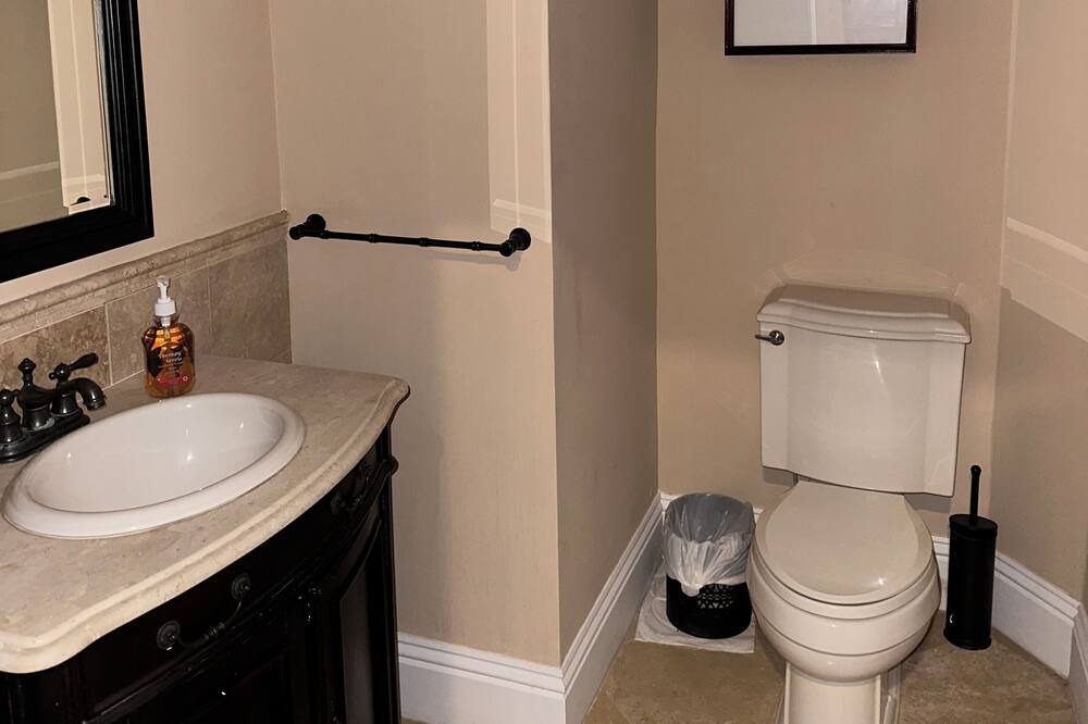 Photo of Bathroom in George Town