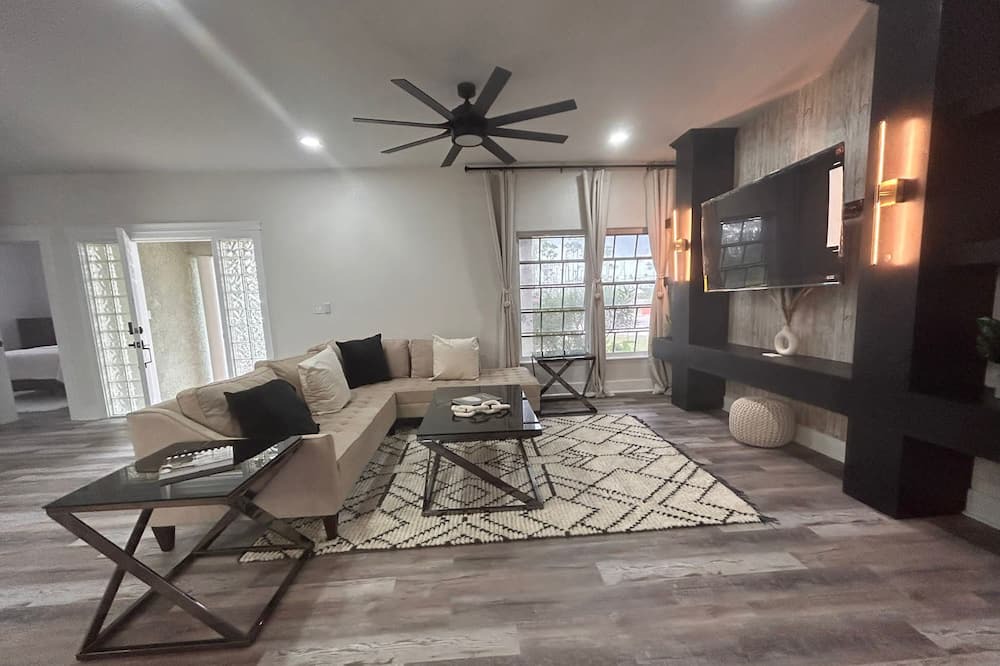 Photo of Livingroom in Freeport