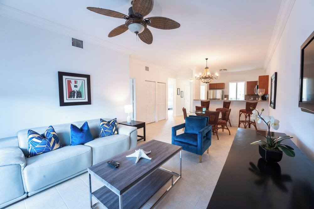 Photo of Livingroom in Alice Town