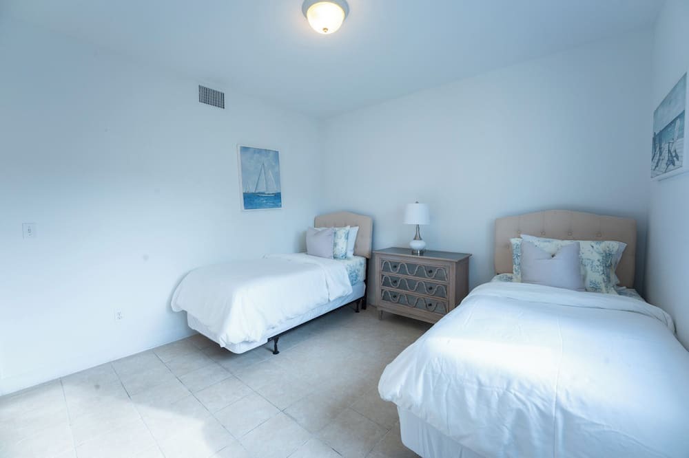 Photo of Bedroom in Alice Town
