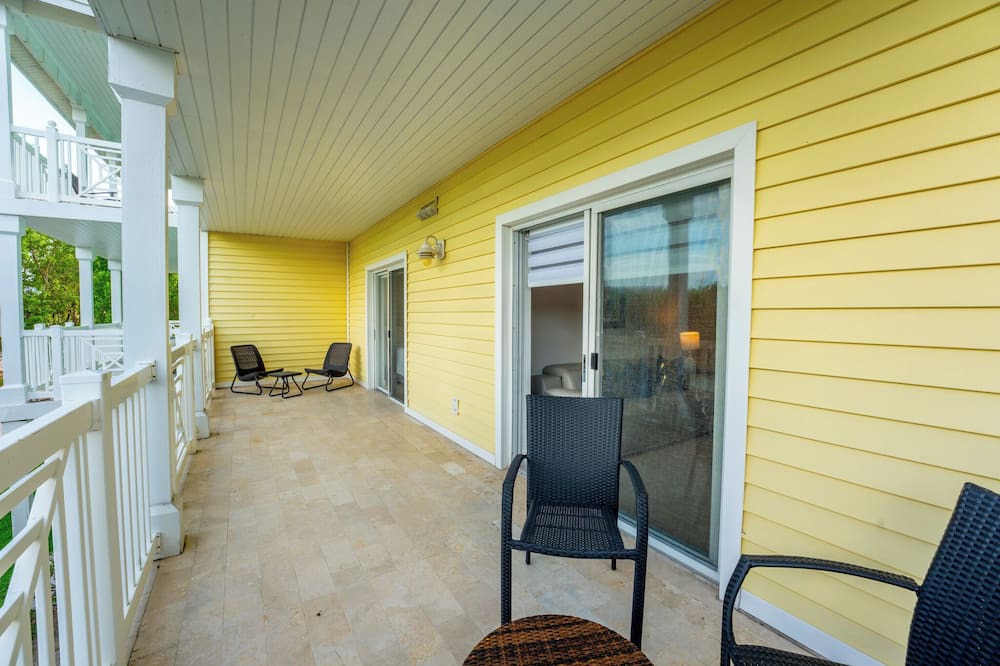 Photo of Patio Balcony in Alice Town