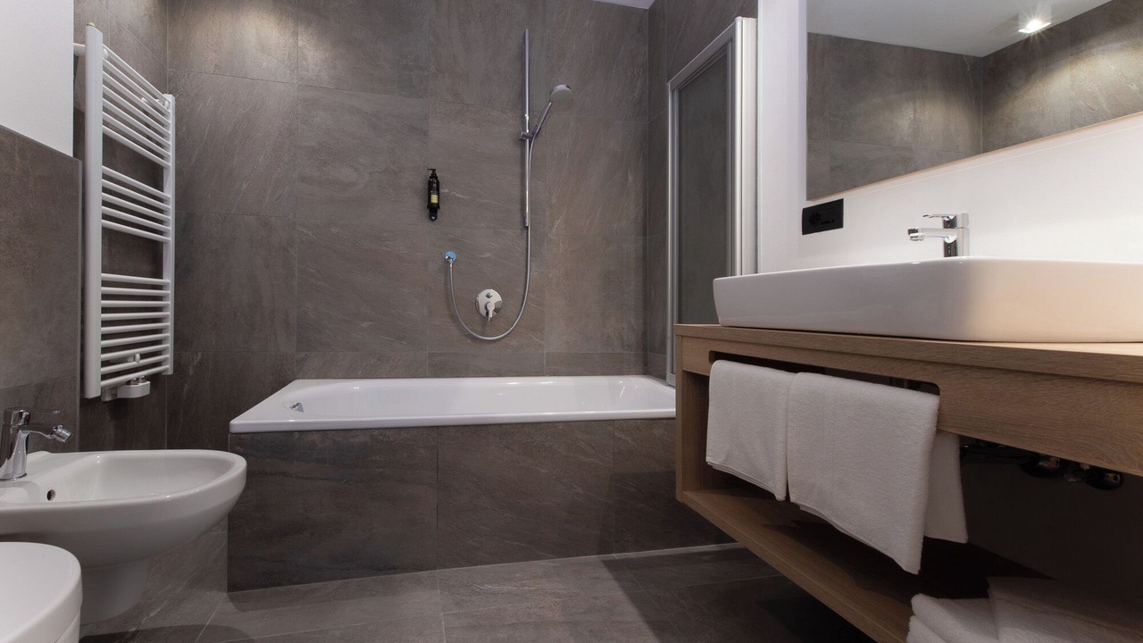 Photo of Bathroom in Livinallongo del Col di Lana