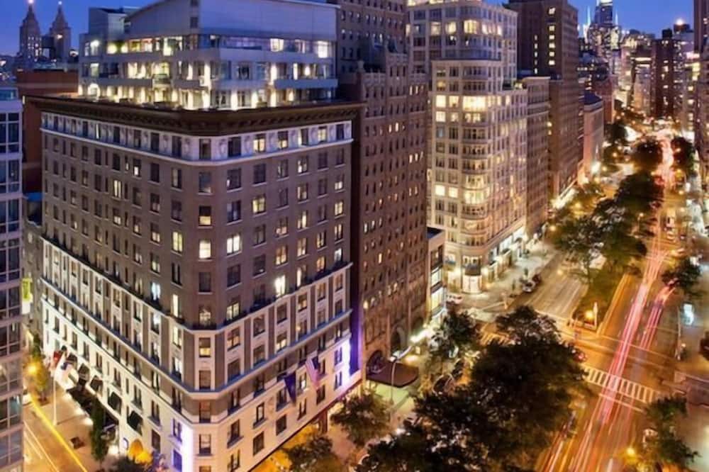 Photo of Outdoor in Central Park West