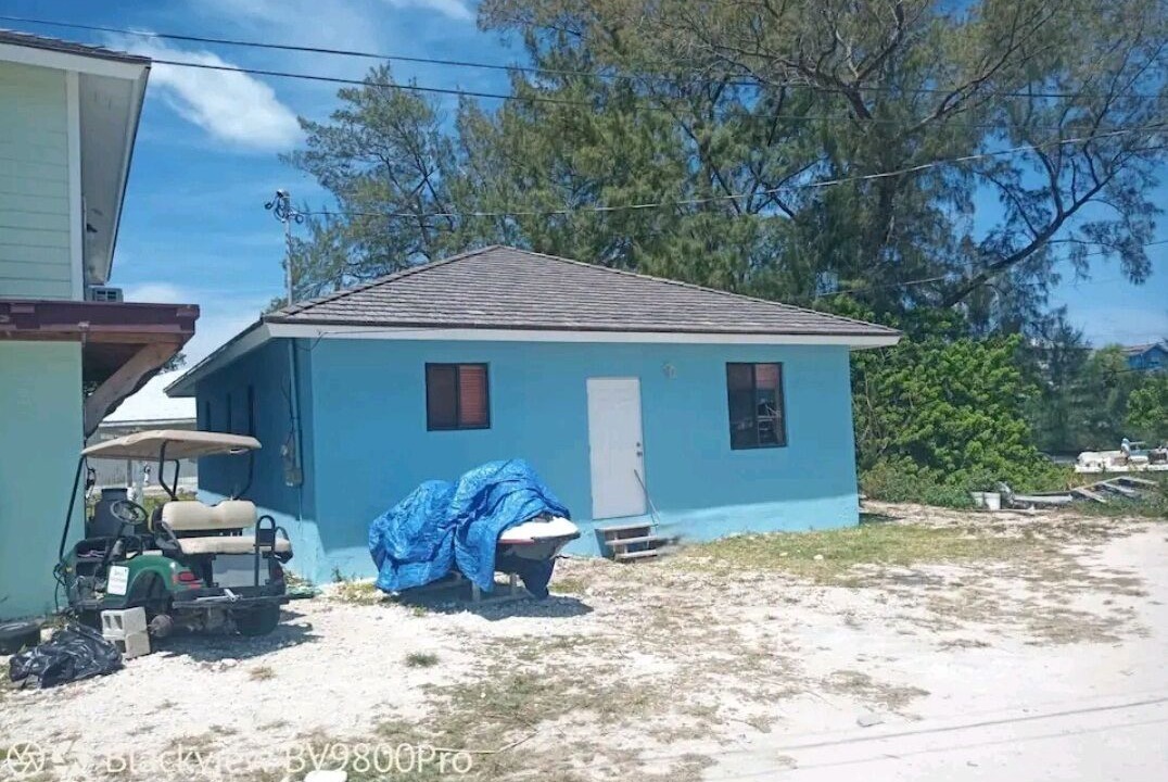 Photo of Outdoor in Alice Town