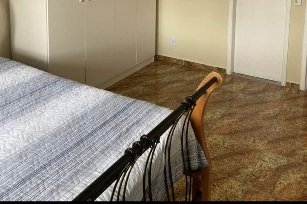 Photo of Bedroom in Pero