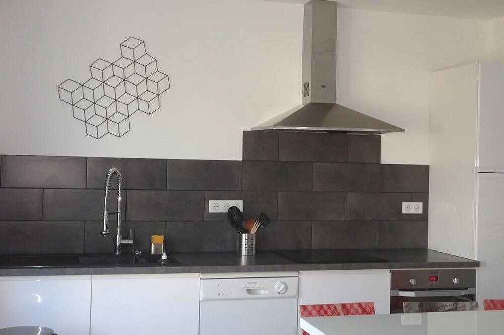 Photo of Kitchen in Saint-Germain-sur-Morin