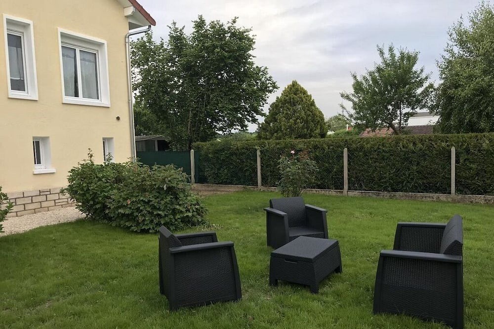 Photo of Outdoor in Saint-Germain-sur-Morin