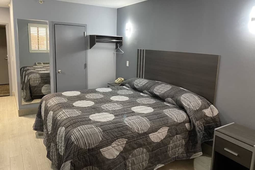 Photo of Bedroom in East New York