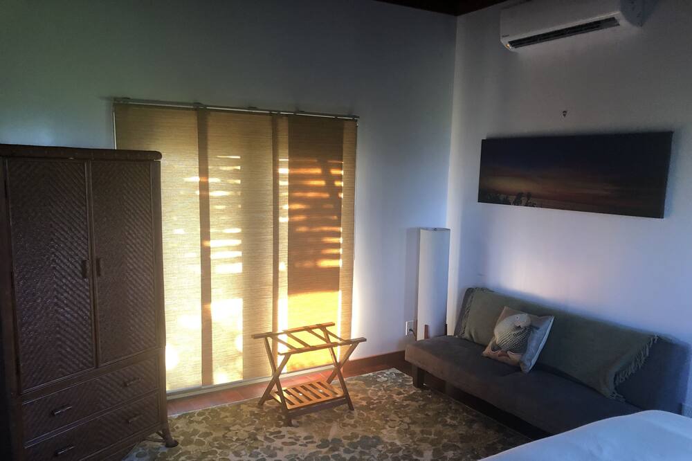 Photo of Bedroom in Hope Town