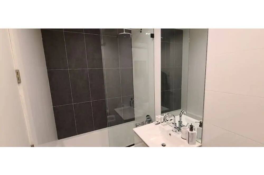 Photo of Bathroom in Wingate