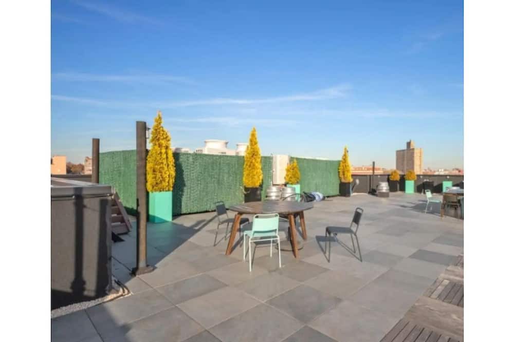 Photo of Patio Balcony in Wingate