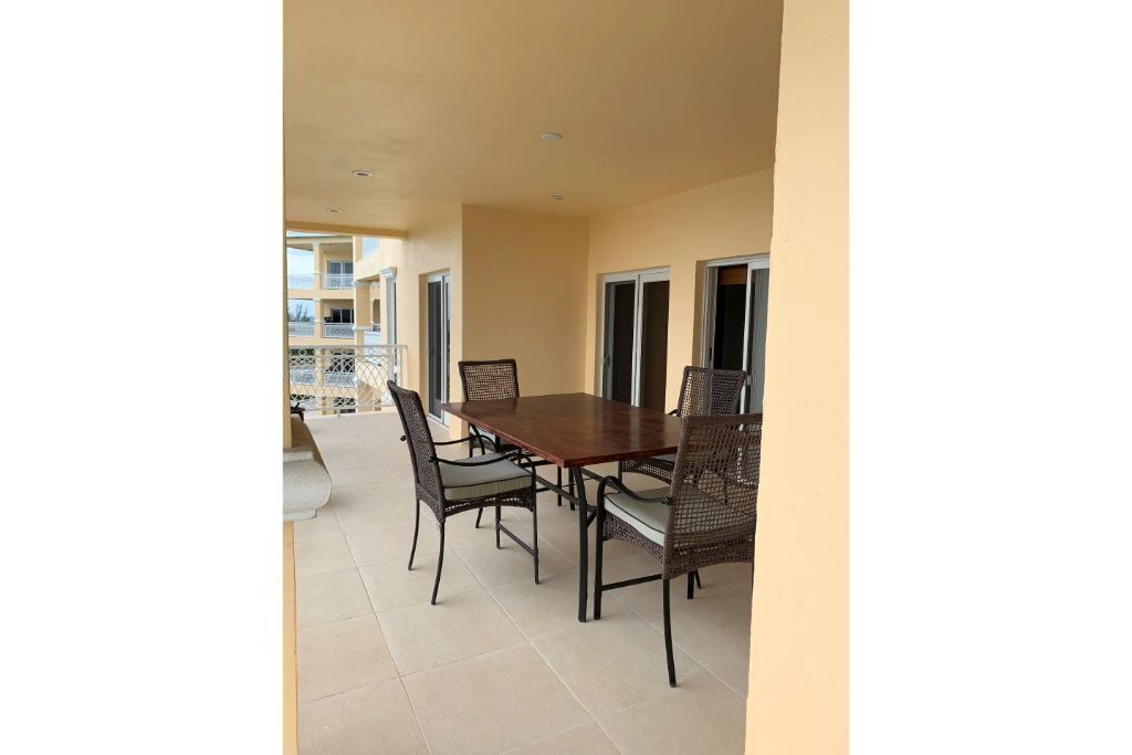 Photo of Outdoor in Bahamia West