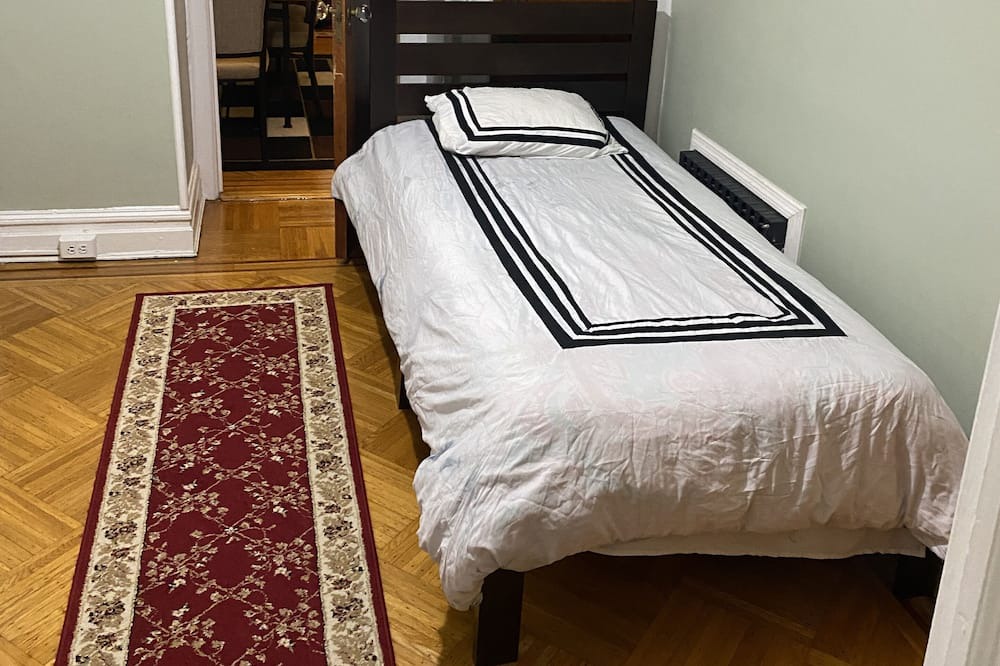 Photo of Bedroom in Dyker Heights