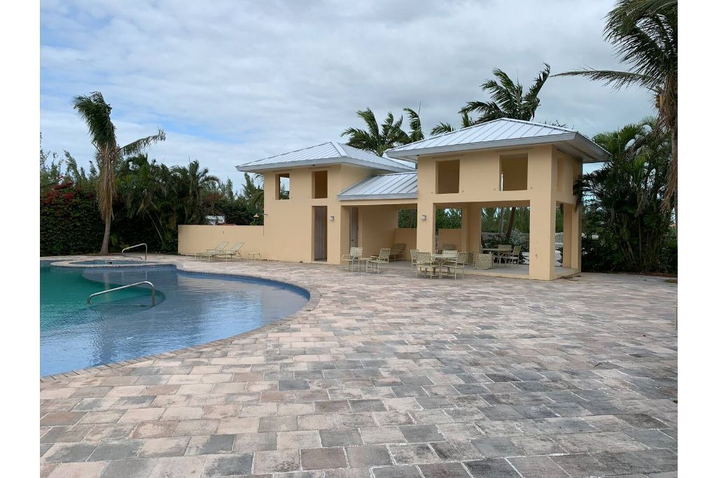 Photo of Outdoor in Bahamia West