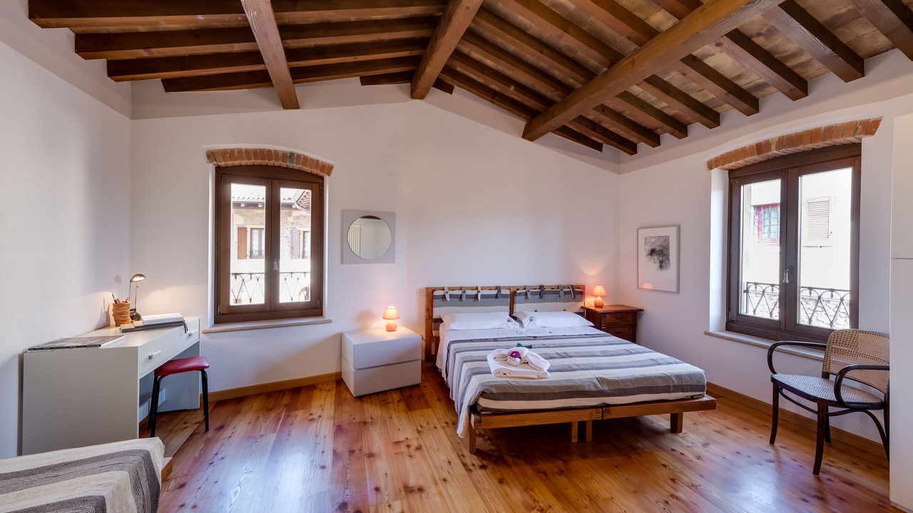 Photo of Bedroom in Calmasino