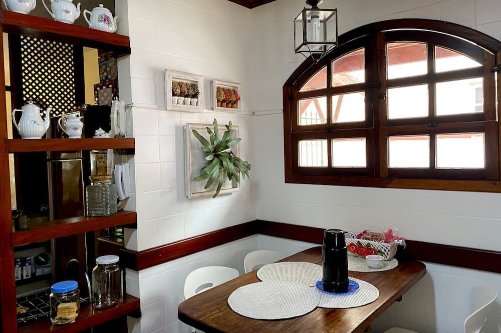 Photo of Kitchen in Mendes
