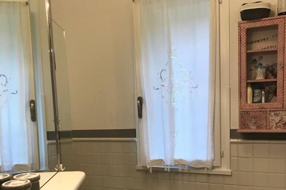 Photo of Bathroom in Teolo