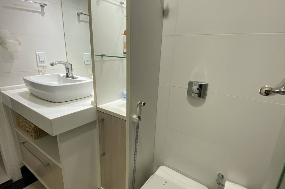 Photo of Bathroom in Bracui