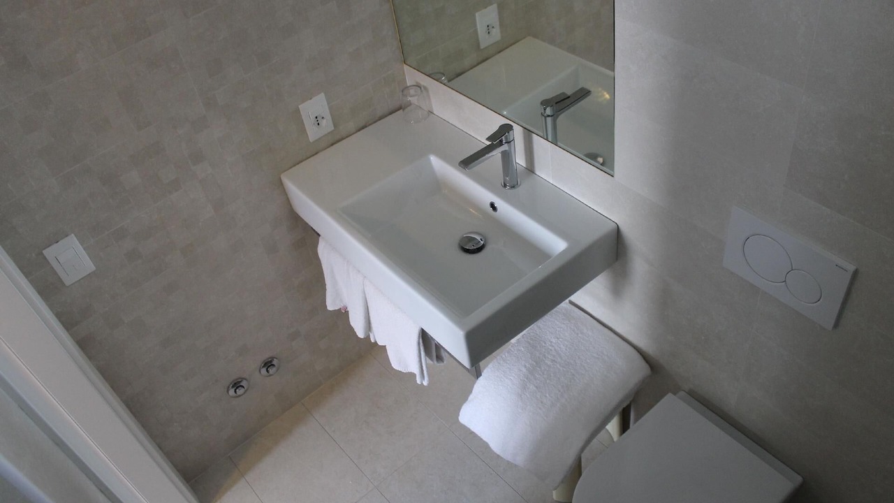 Photo of Bathroom in Malcesine Old Town