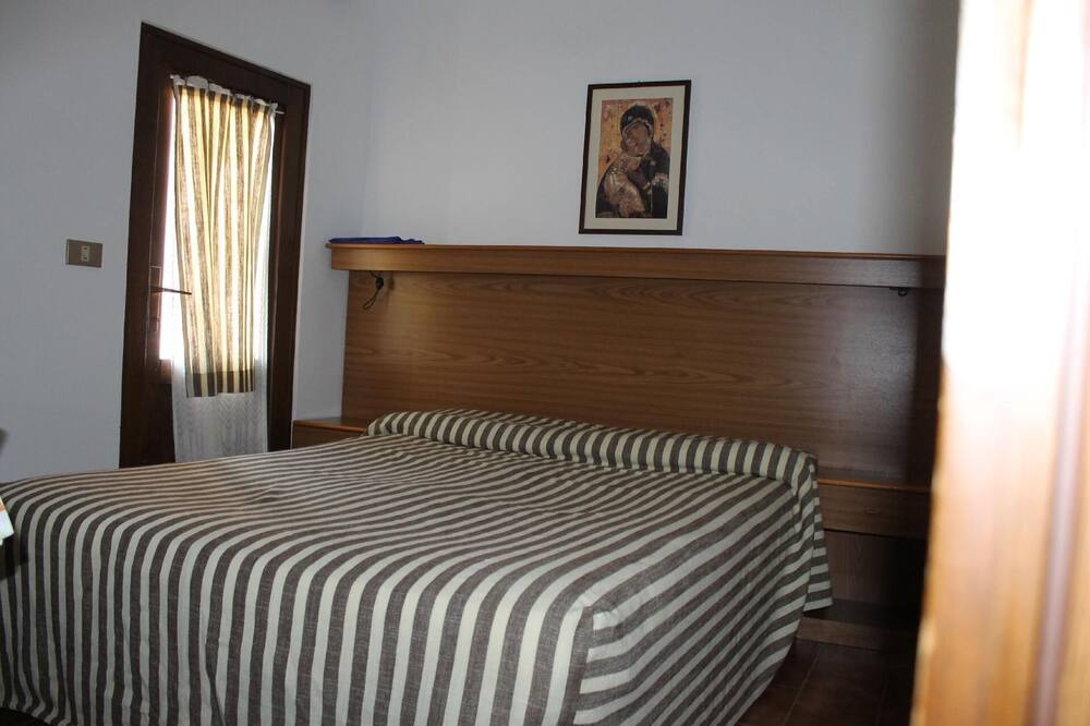 Photo of Bedroom in Malcesine