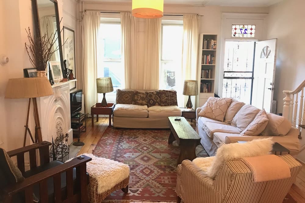Photo of Livingroom in Gowanus