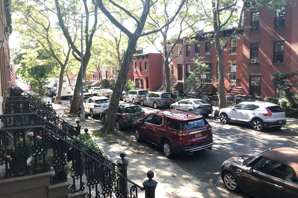 Photo of Others in Gowanus