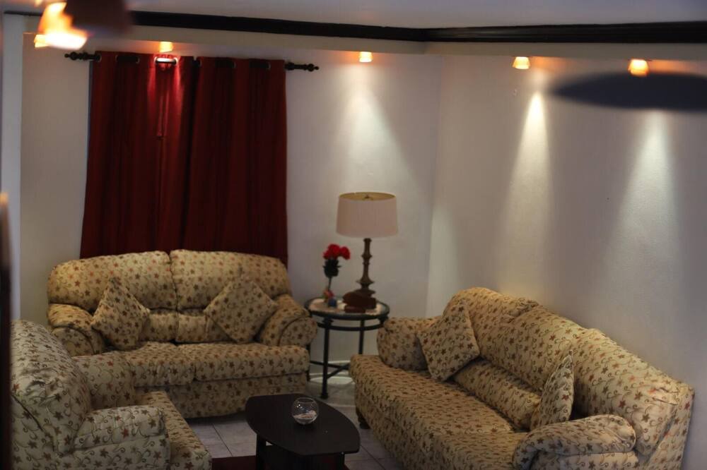 Photo of Livingroom in Westward Villas Subdivision