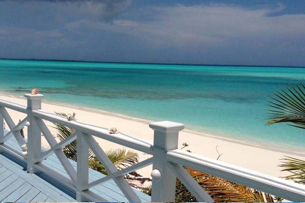 Photo of Patio Balcony in Tar Bay