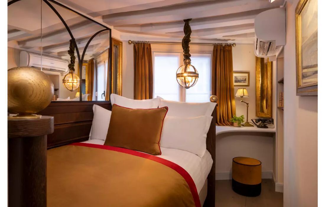 Photo of Bedroom in Saint-Germain-des-Pres