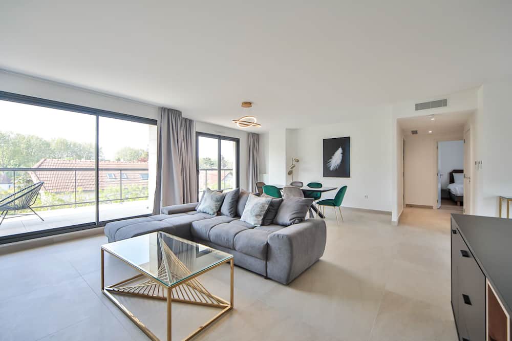 Photo of Bedroom in La Varenne Saint-Hilaire