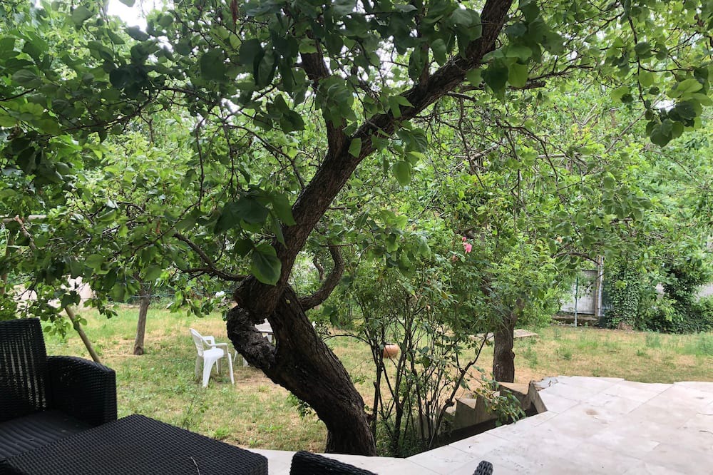 Photo of Outdoor in Cachan
