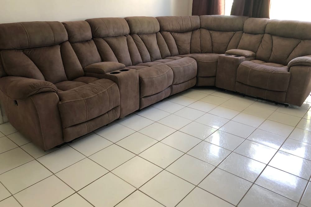 Photo of Livingroom in Westward Villas Subdivision