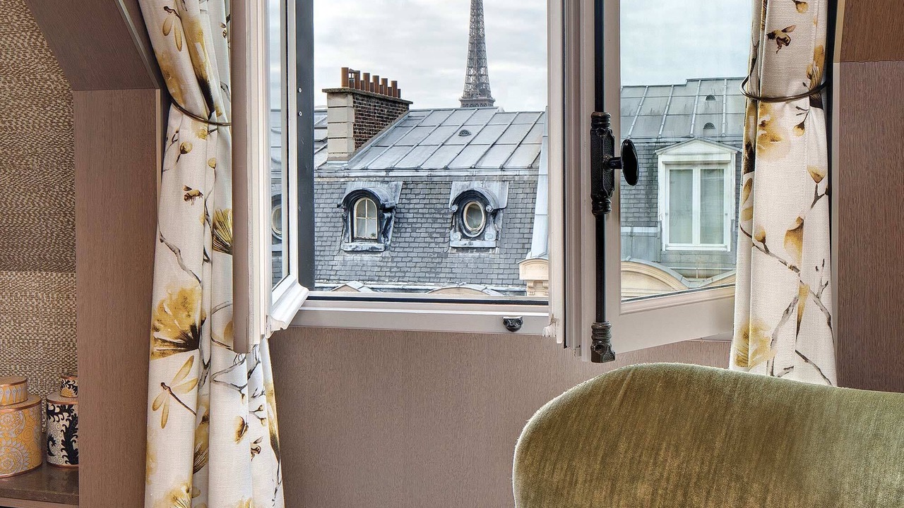 Photo of Bedroom in Champs-Elysees