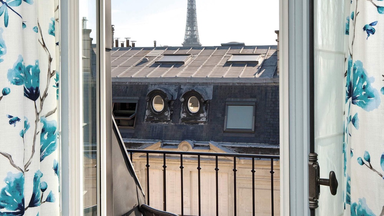 Photo of Bedroom in Champs-Elysees