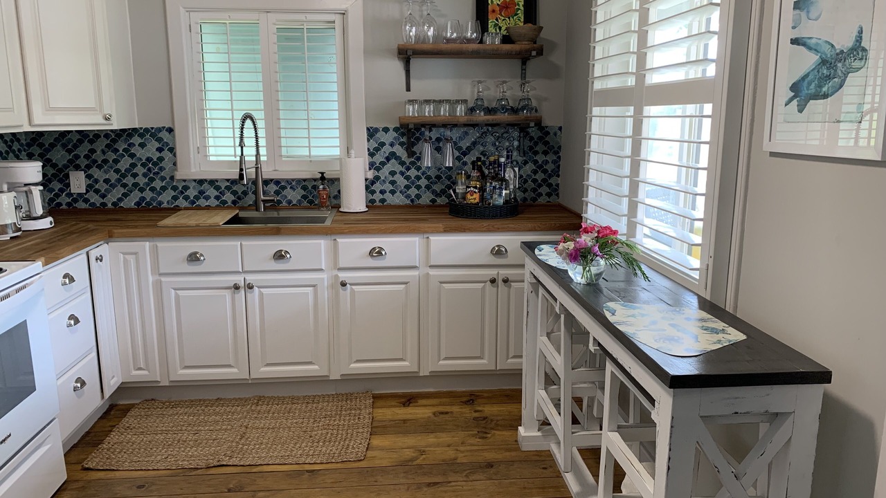 Photo of Kitchen in Spanish Wells
