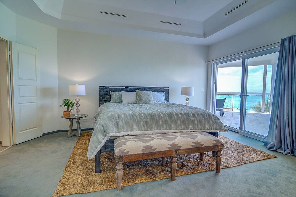 Photo of Bedroom in Nassau