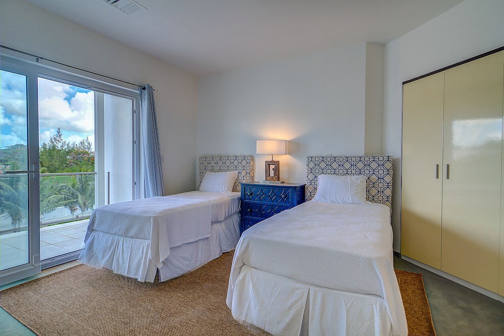 Photo of Bedroom in Nassau