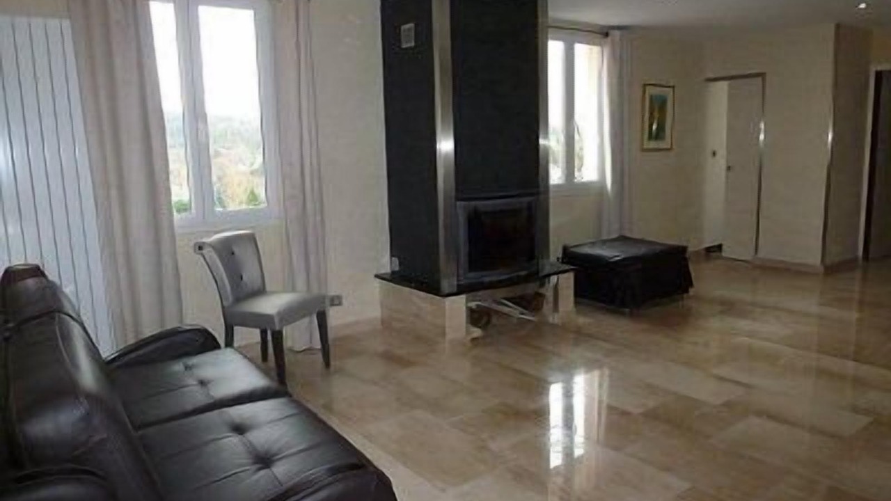 Photo of Bedroom in La Varenne Saint-Hilaire