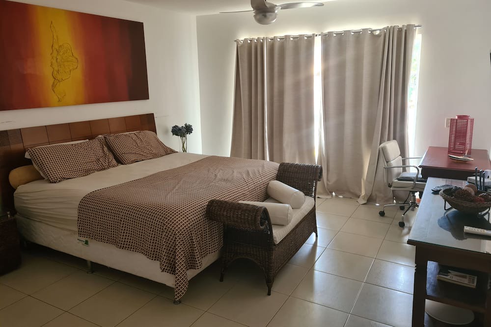 Photo of Bedroom in Pero