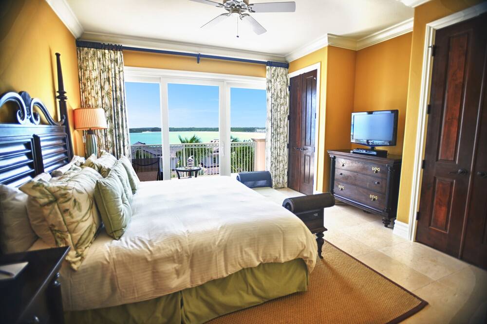 Photo of Bedroom in Rokers Point