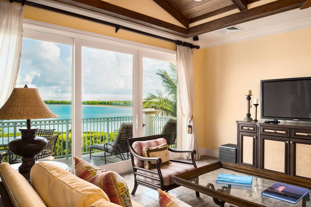 Photo of Livingroom in Rokers Point