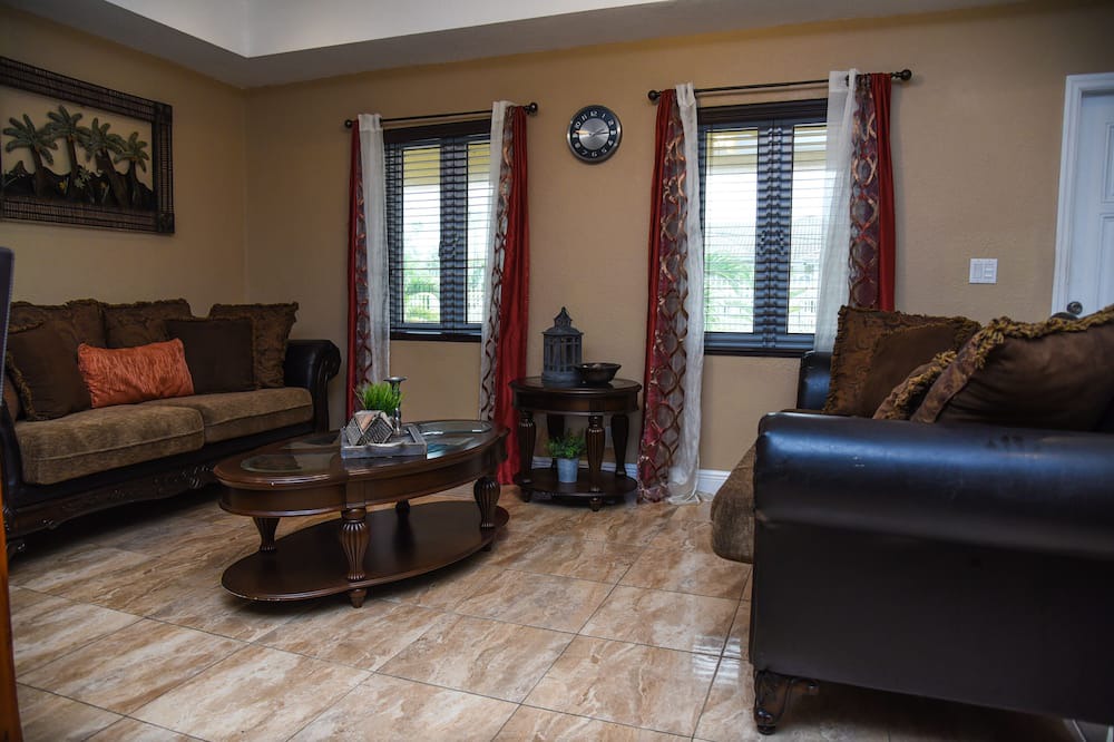 Photo of Livingroom in Freeport