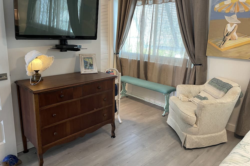Photo of Bedroom in Treasure Cay