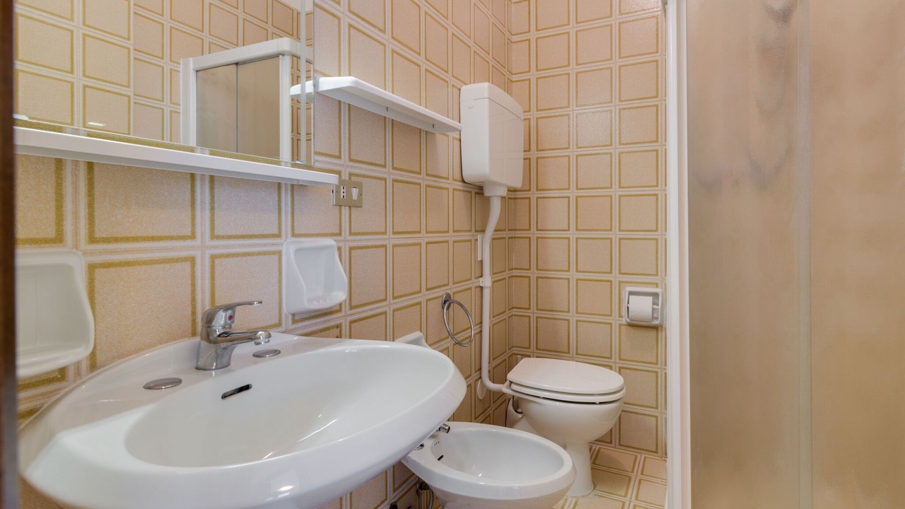 Photo of Bathroom in Frader