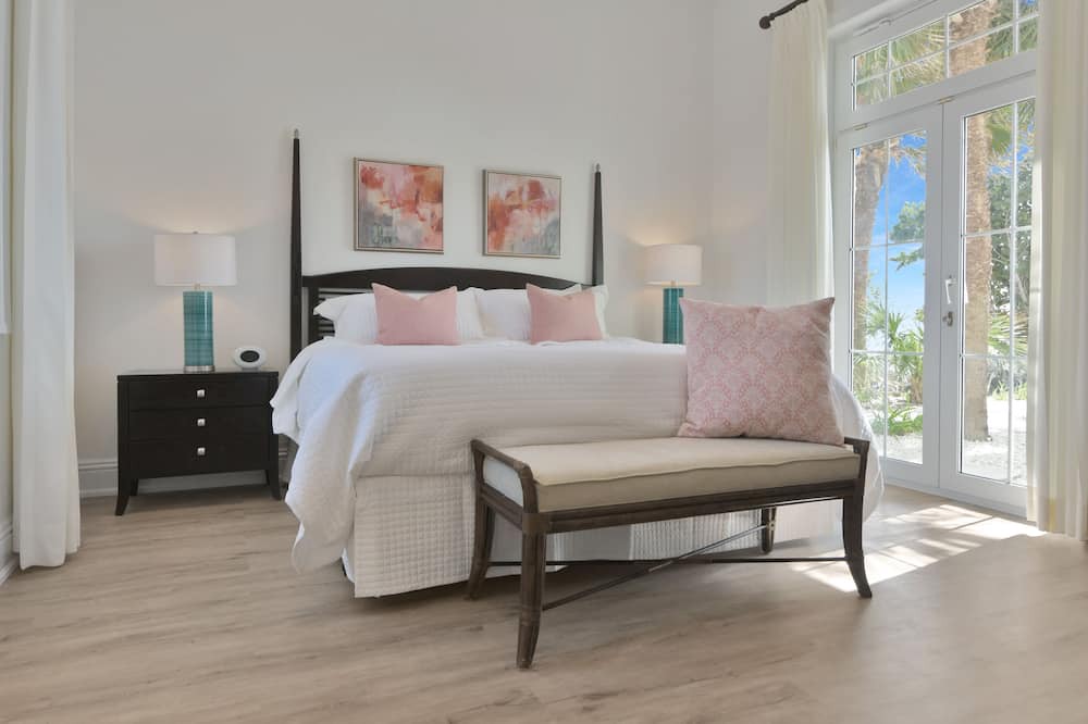 Photo of Bedroom in Rokers Point
